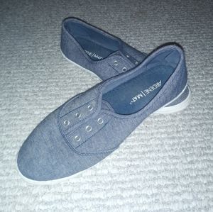 Ardene Sneakers Sz 8